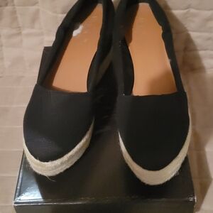 VIKTOR Classic Black Espadrille Wedges